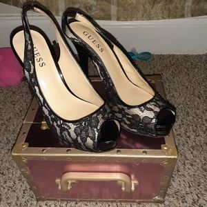 Tacones de marca  Guess. Heels brand  Guess